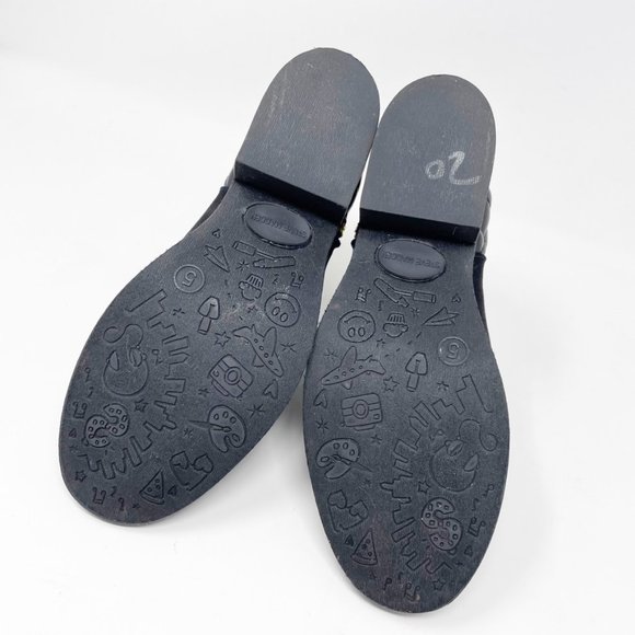 Steve Madden Womens Black Faux Suede Quilted Side Zip Bootie Size 7 - Picture 8 of 11